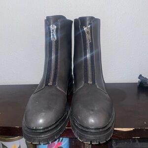 Forever 21 Brown Small Heeled Boots with Functional Zipper